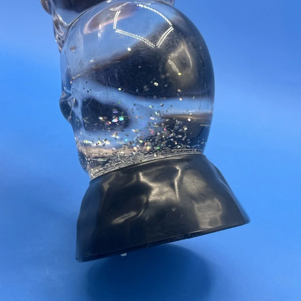 Rare Halloween STACKED SKULLS Lighted Glitter Water Snow Globe  10.5